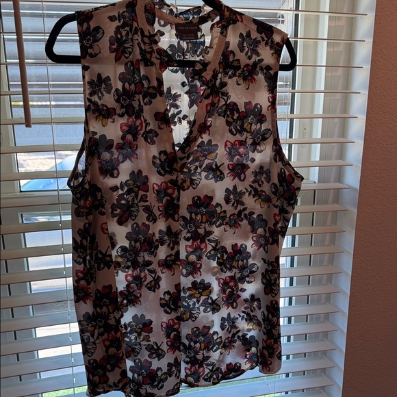 Van Heusen Floral Sleeveless Blouse - White and Red - Picture 11 of 11